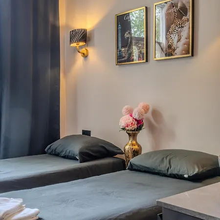 Hotel 83 Amsterdam