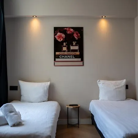 Hotel 83 Amsterdam