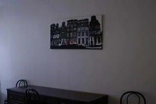 83 Amszterdam