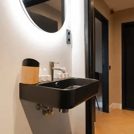 Otel 83 Amsterdam