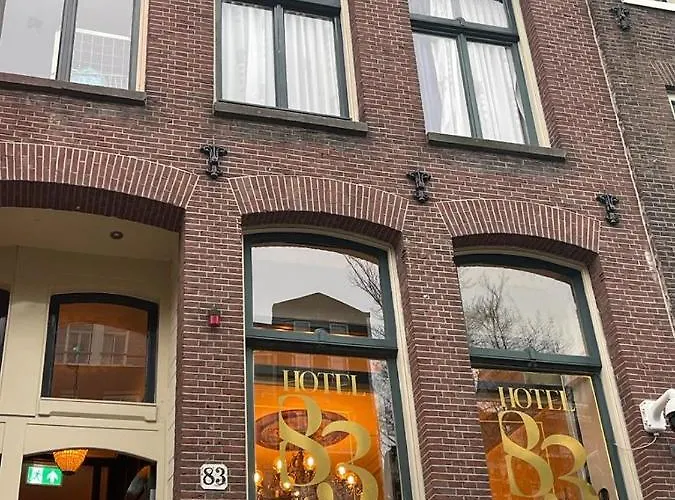 Hotel 83
